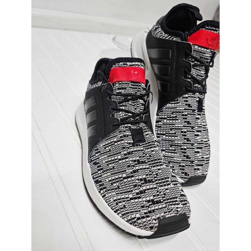 Adidas Mens originals Black shoes Mens size 5 womens 6.5